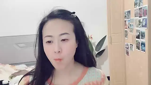 Snapshot of fanfan-FF chatting on March 19, 2025, 11:28 am fanfan-FF online show from March 19, 2025, 11:28 am