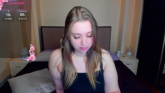 Snapshot of AlexissM chatting on June 2, 2026, 3:45 pm AlexissM online show from June 2, 2026, 3:45 pm