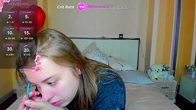 Snapshot of AlexissM chatting on October 1, 2025, 12:09 pm AlexissM online show from October 1, 2025, 12:09 pm