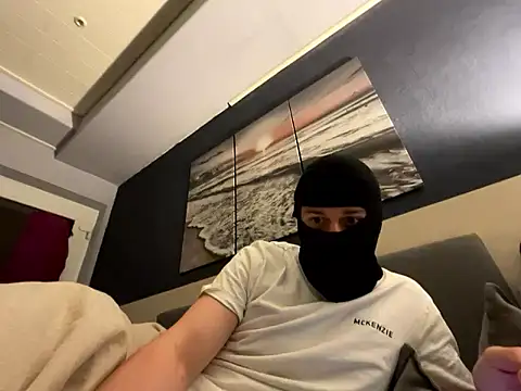 Snapshot of Jan_berger chatting on January 10, 2026, 9:43 pm Jan berger online show from January 10, 2026, 9:43 pm