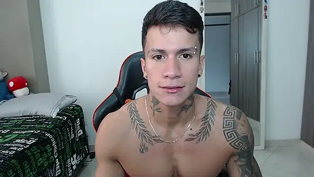 pettergrey1 online show from March 6, 2026, 2:45 pm