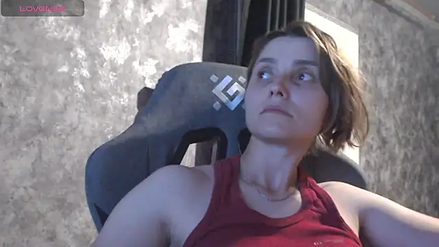 Snapshot of womanstrong78 chatting on July 7, 2026, 2:09 pm womanstrong78 online show from July 7, 2026, 2:09 pm
