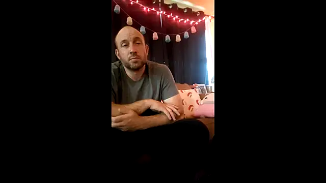 Snapshot of Lexxstacy chatting on December 17, 2025, 8:25 pm Lexxstacy online show from December 17, 2025, 8:25 pm