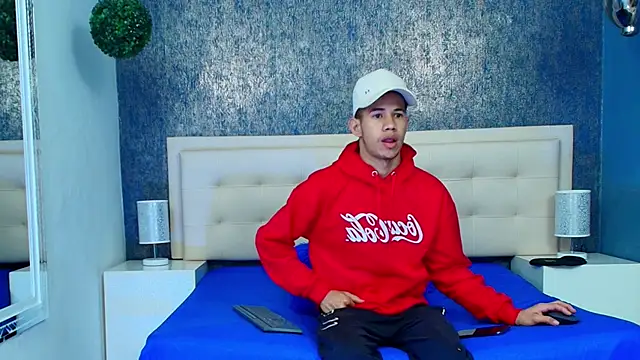 Erick Zhimerman online show from October 12, 2025, 4:14 am