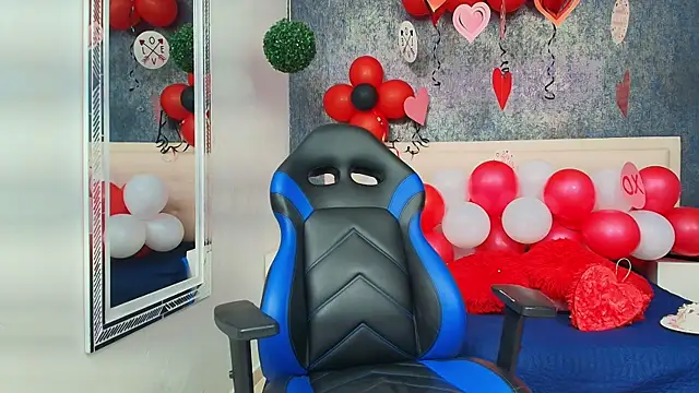 Snapshot of Erick_Zhimerman chatting on February 15, 2026, 3:40 am Erick Zhimerman online show from February 15, 2026, 3:40 am