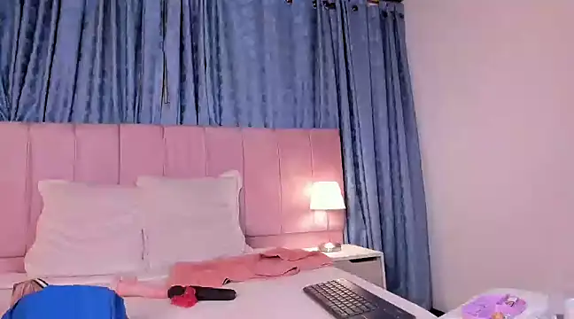 x milu online show from March 14, 2025, 5:35 pm