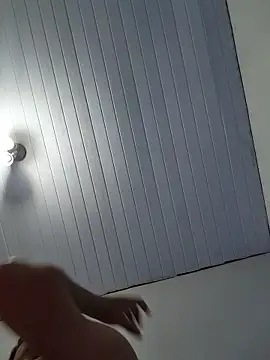 manueladantass1 online show from April 2, 2026, 12:51 am