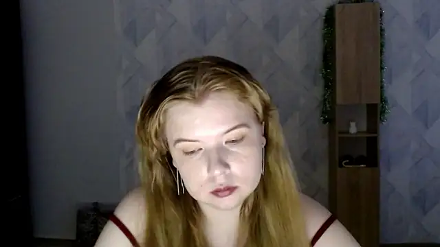 Melina Hot9 online show from December 4, 2025, 10:25 am