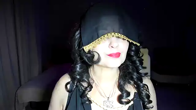 Snapshot of WitchBlueRose chatting on November 11, 2025, 5:52 pm WitchBlueRose online show from November 11, 2025, 5:52 pm