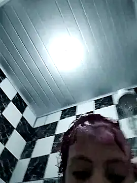 Snapshot of Liv_Alt chatting on January 5, 2026, 6:33 pm Liv Alt online show from January 5, 2026, 6:33 pm