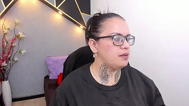 Snapshot of brigittemiller chatting on April 29, 2026, 2:05 am brigittemiller online show from April 29, 2026, 2:05 am