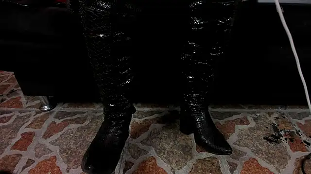 Snapshot of lilith-deveraux chatting on March 4, 2025, 9:22 pm lilith-deveraux online show from March 4, 2025, 9:22 pm