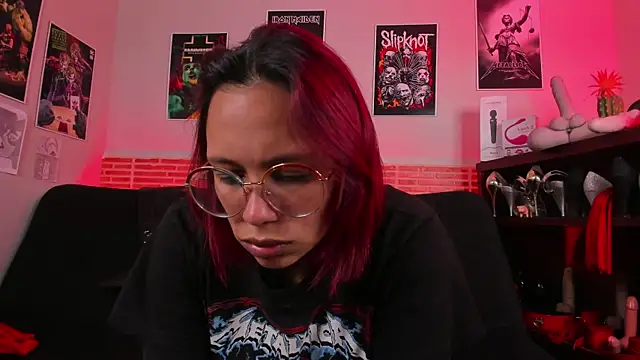 Snapshot of lilith-deveraux chatting on March 12, 2025, 1:19 pm lilith-deveraux online show from March 12, 2025, 1:19 pm