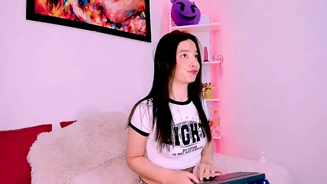 Manuelaa mejiia online show from February 25, 2025, 9:48 pm