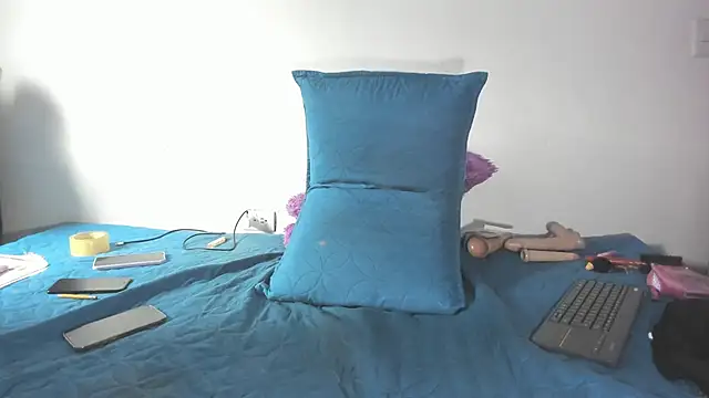 Snapshot of Arantza_Hill chatting on September 26, 2025, 8:05 pm Arantza Hill online show from September 26, 2025, 8:05 pm