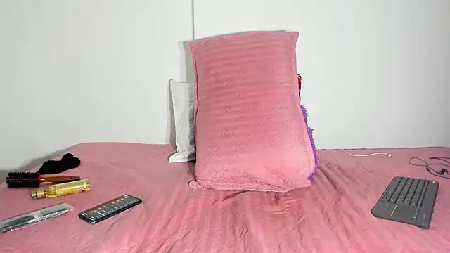 Arantza Hill online show from December 20, 2025, 1:19 am