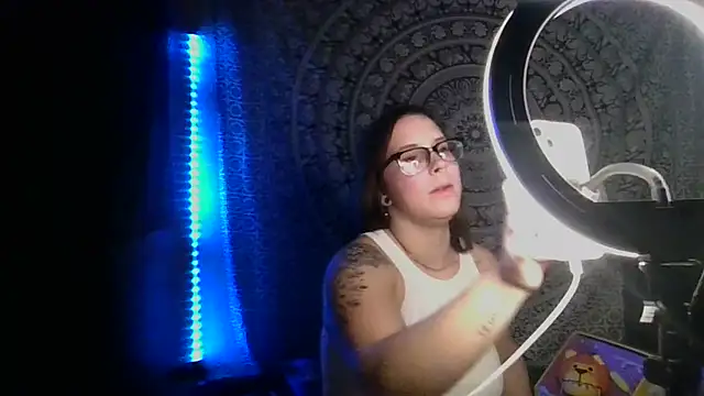 Snapshot of trippykittyyy chatting on December 5, 2024, 3:31 am trippykittyyy online show from December 5, 2024, 3:31 am