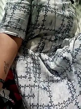 gunjan22 online show from November 20, 2025, 6:03 am