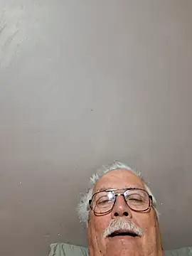 NawtyB1965 online show from May 13, 2026, 3:57 am