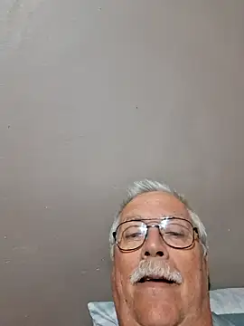 NawtyB1965 online show from May 8, 2026, 3:54 am