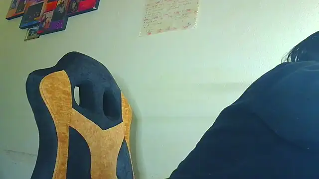 Snapshot of Samary_thomas chatting on July 3, 2026, 2:18 am Samary thomas online show from July 3, 2026, 2:18 am