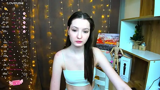 Snapshot of Fairyy_Moon chatting on December 15, 2024, 10:50 am Fairyy Moon online show from December 15, 2024, 10:50 am