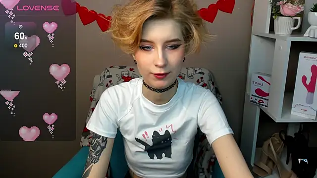 Snapshot of Angel_Jules chatting on February 15, 2025, 12:59 am Angel Jules online show from February 15, 2025, 12:59 am