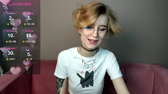 Snapshot of Angel_Jules chatting on February 28, 2025, 1:05 am Angel Jules online show from February 28, 2025, 1:05 am