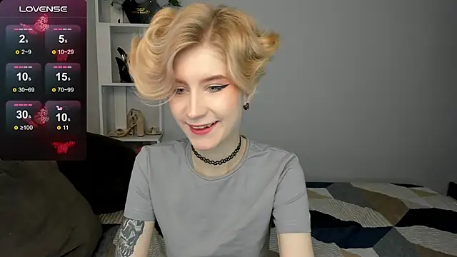 Snapshot of Angel_Jules chatting on September 14, 2025, 12:55 am Angel Jules online show from September 14, 2025, 12:55 am