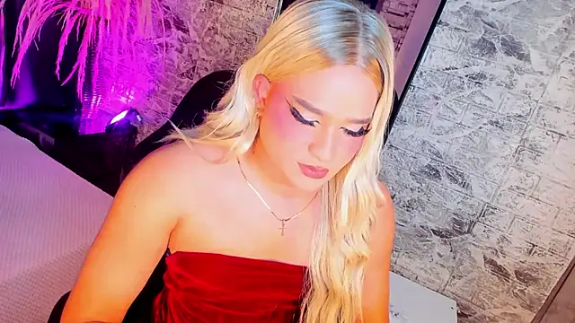 Snapshot of Elody_Preysler69 chatting on February 14, 2026, 4:56 am Elody Preysler69 online show from February 14, 2026, 4:56 am