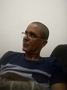 Snapshot of barboza991 chatting on March 16, 2025, 6:44 pm barboza991 online show from March 16, 2025, 6:44 pm