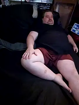 alienbunny online show from March 3, 2025, 4:00 am