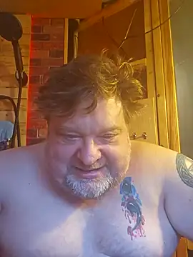 alienbunny online show from February 11, 2025, 6:01 pm