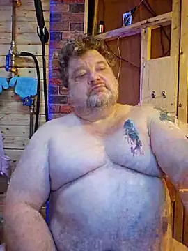 alienbunny online show from March 10, 2025, 8:23 pm