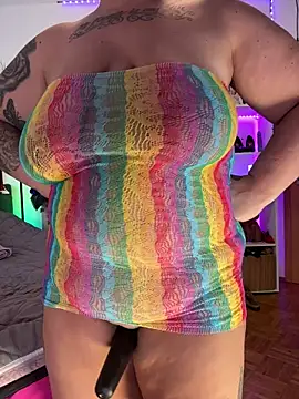 Snapshot of SunshineLexi chatting on May 2, 2026, 7:35 am SunshineLexi online show from May 2, 2026, 7:35 am