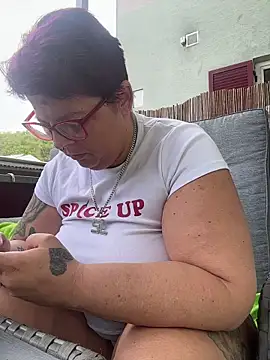 SunshineLexi online show from April 20, 2026, 6:49 am