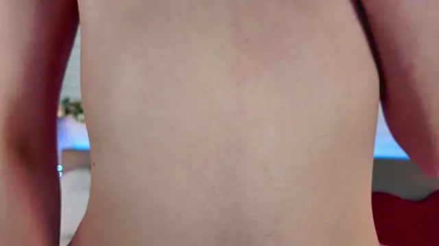 NovaBlissss online show from September 30, 2025, 2:12 pm