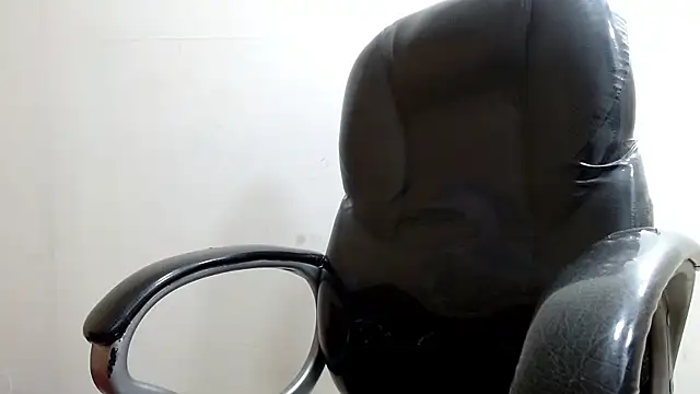 DamiBright online show from September 25, 2025, 7:20 pm