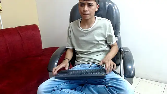 DamiBright online show from September 15, 2025, 7:25 pm