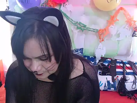 jescaoporto4 online show from October 31, 2025, 2:35 pm