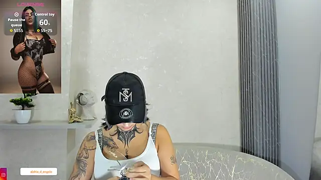 Snapshot of Alahia_Dangelo chatting on June 14, 2026, 4:41 pm Alahia Dangelo online show from June 14, 2026, 4:41 pm