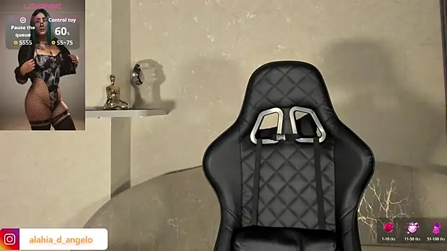 Snapshot of Alahia_Dangelo chatting on June 2, 2026, 5:46 pm Alahia Dangelo online show from June 2, 2026, 5:46 pm