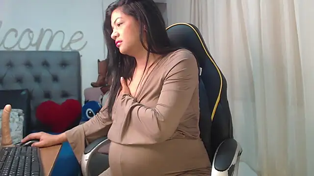 Snapshot of Horny_mami12 chatting on February 16, 2025, 1:38 pm Horny mami12 online show from February 16, 2025, 1:38 pm