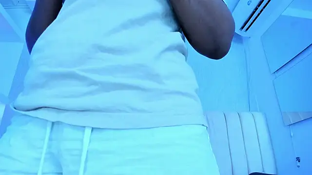 Snapshot of kayna_gomez chatting on December 2, 2025, 7:04 pm kayna gomez online show from December 2, 2025, 7:04 pm