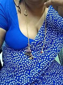 Snapshot of Sexy-Telugunayana2 chatting on February 2, 2026, 6:18 pm Sexy-Telugunayana2 online show from February 2, 2026, 6:18 pm