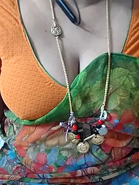 Snapshot of Sexy-Telugunayana2 chatting on February 19, 2026, 7:27 am Sexy-Telugunayana2 online show from February 19, 2026, 7:27 am