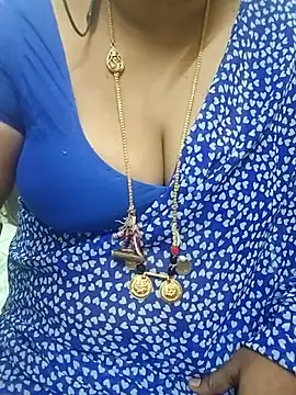 Snapshot of Sexy-Telugunayana2 chatting on February 13, 2026, 10:21 pm Sexy-Telugunayana2 online show from February 13, 2026, 10:21 pm