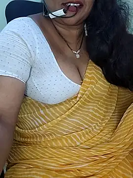 Snapshot of Sexy-Telugunayana2 chatting on October 24, 2025, 7:24 pm Sexy-Telugunayana2 online show from October 24, 2025, 7:24 pm