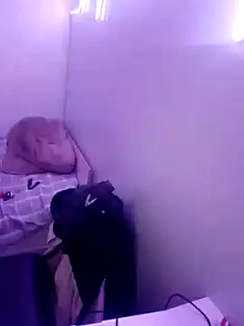 serjdj90 online show from September 19, 2025, 1:48 pm