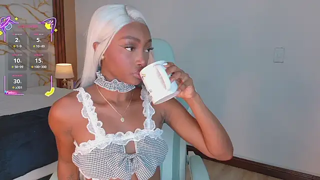 ahvi ebony online show from March 12, 2026, 1:26 pm